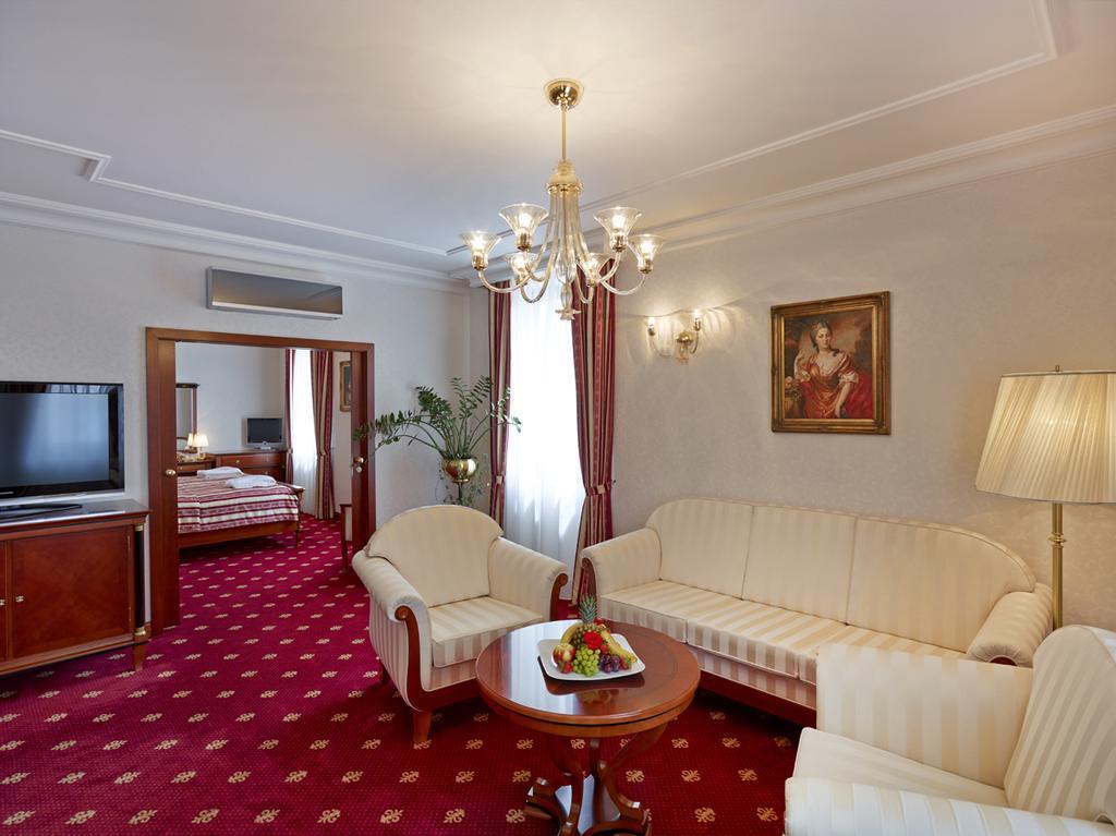 Hotel Stefanik Миява Номер фото